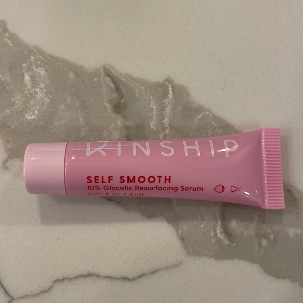 🌸5/$25🌸 Kinship self smooth 10% glycolic resurfacing serum